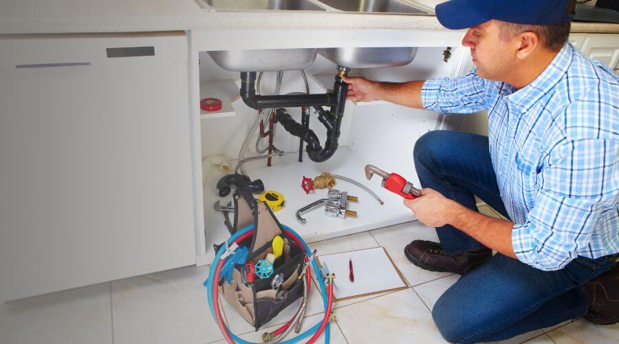 Local expert plumbing services in Crown Point, IN